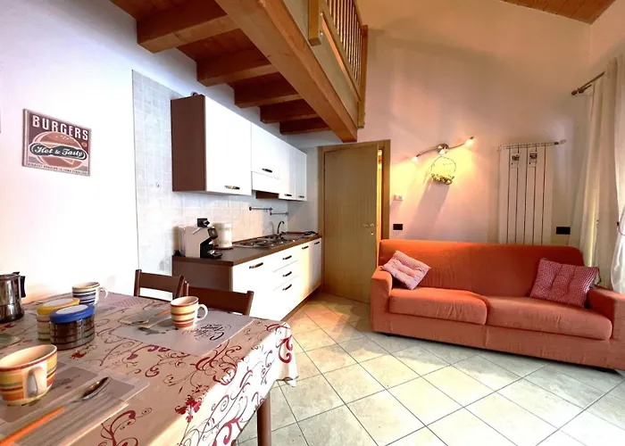 Affittimoderni San Simone - Vals30 * سبوندا
